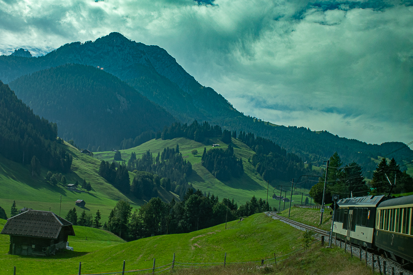 Suíça - Trem Panorâmico Golden Pass Line