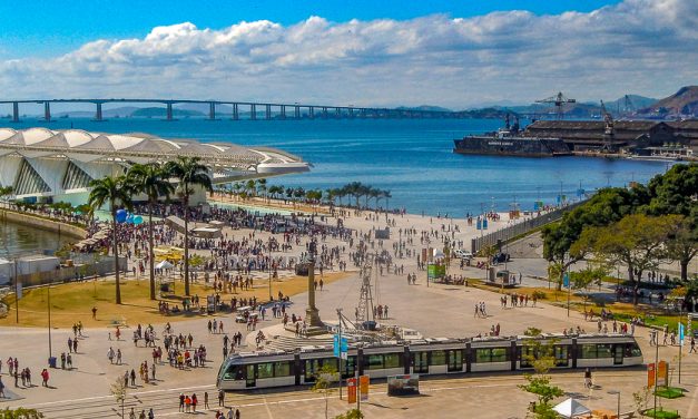 PORTO MARAVILHA – Muitas atrações em 3km de caminhada